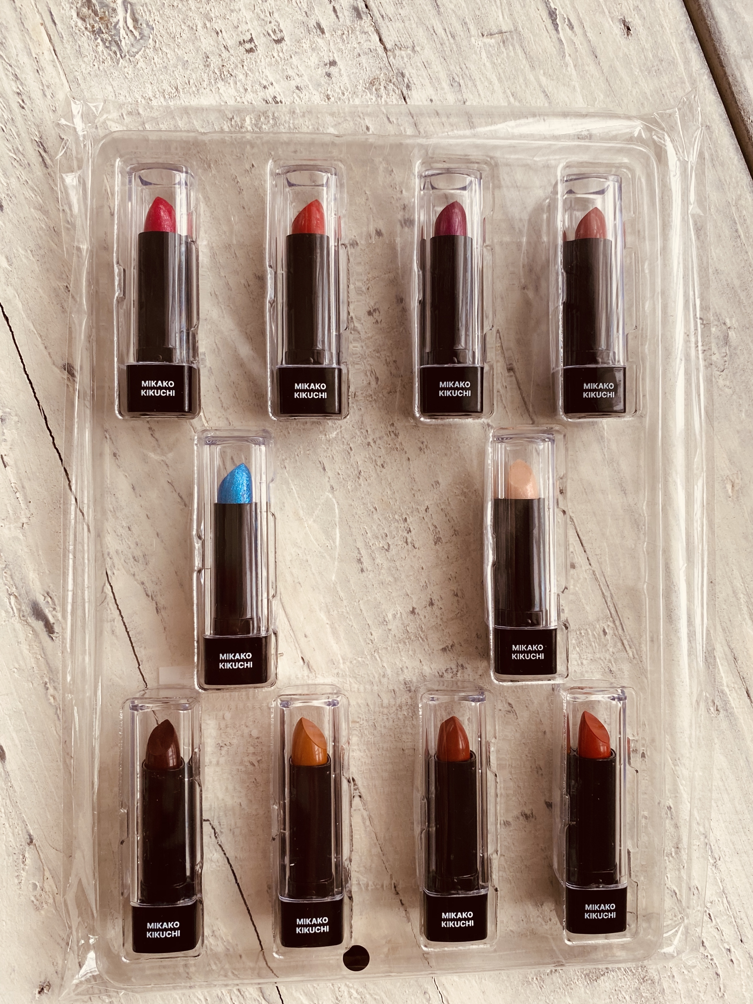 E8E78389-F911-455A-89AE-F445ADF51B08